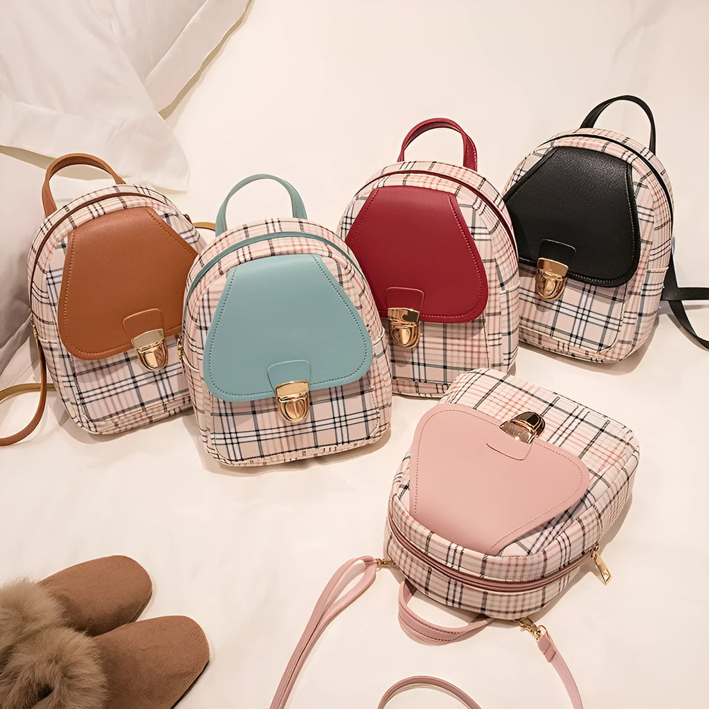 One shoulder diagonal phone bag in PU leather with adjustable strap