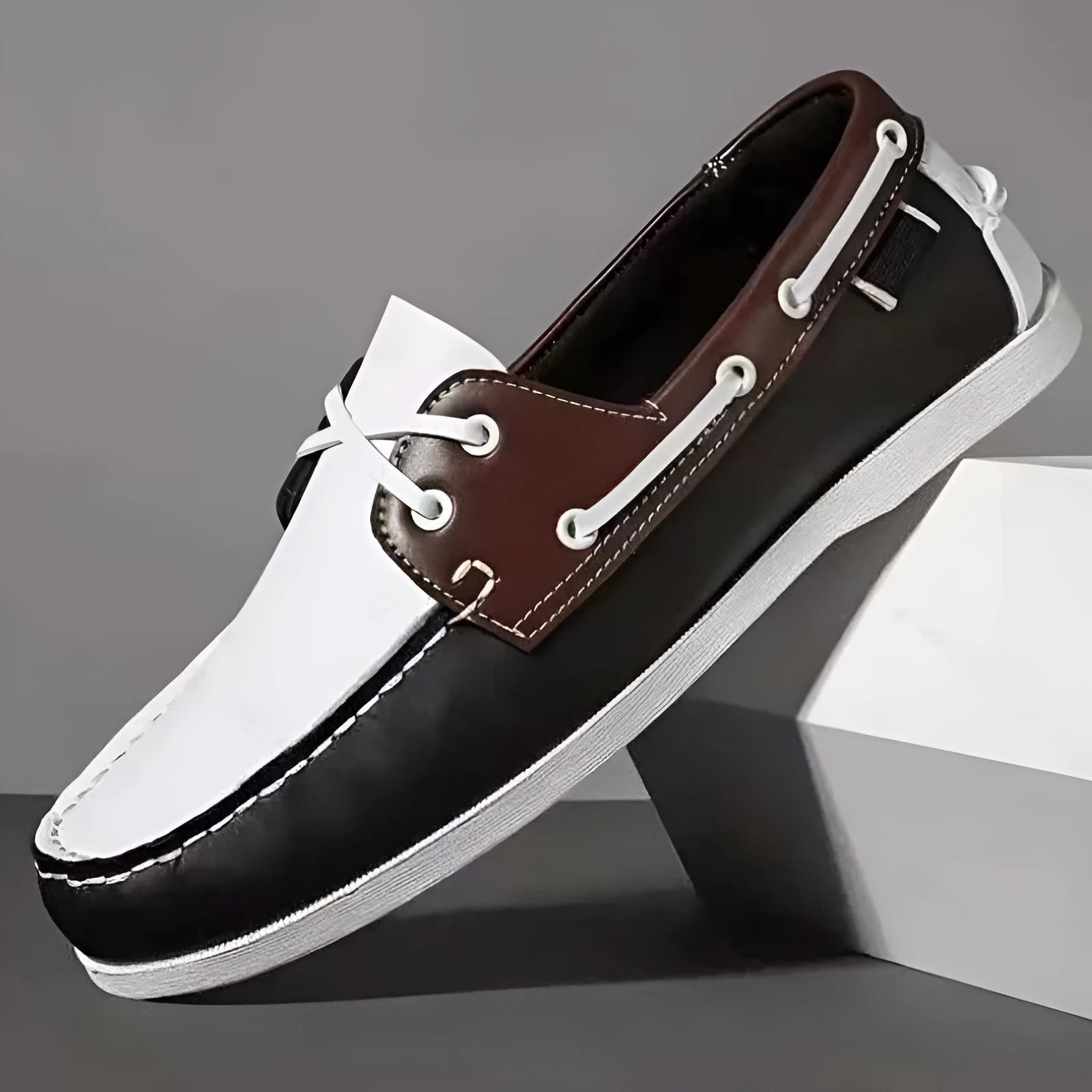 Men's British style casual shoes in artificial PU with a flat heel and round toe.