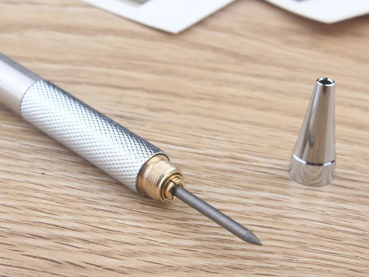 Metal automatic mechanical pencil with multiple lead size options including 0.5mm and 0.7mm