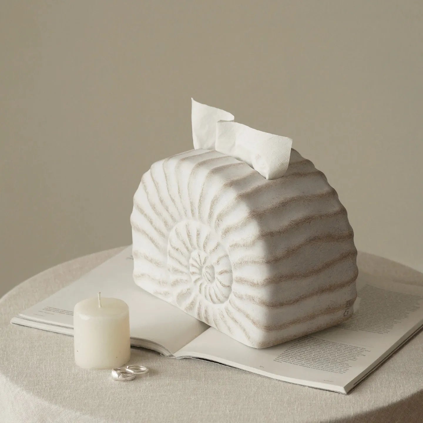 Resin tissue box cover with conch shell decoration in modern simple style