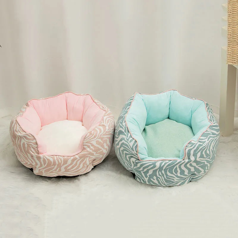 Octagonal pet bed with removable mats in blue colour for cats and small dogs
