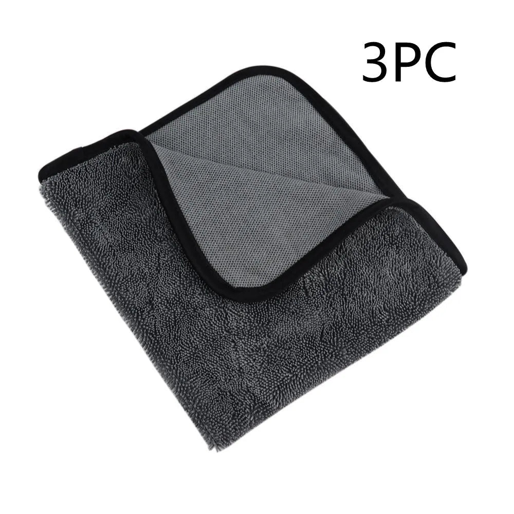Grey square microfiber car drying towel measuring 40x40cm for vehicle water absorption