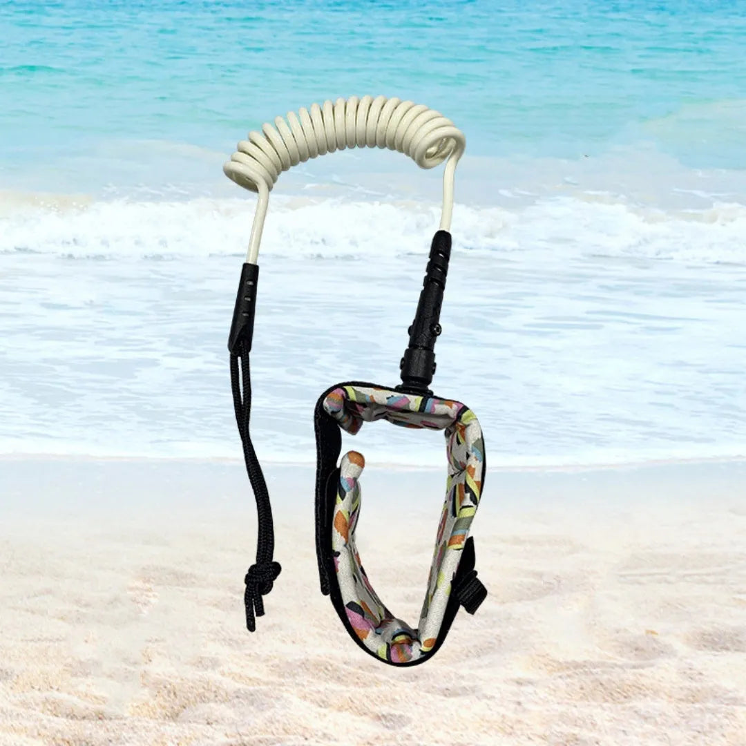 Surfboard leash with hand rope design showing high elasticity and 50kg tension capacity
