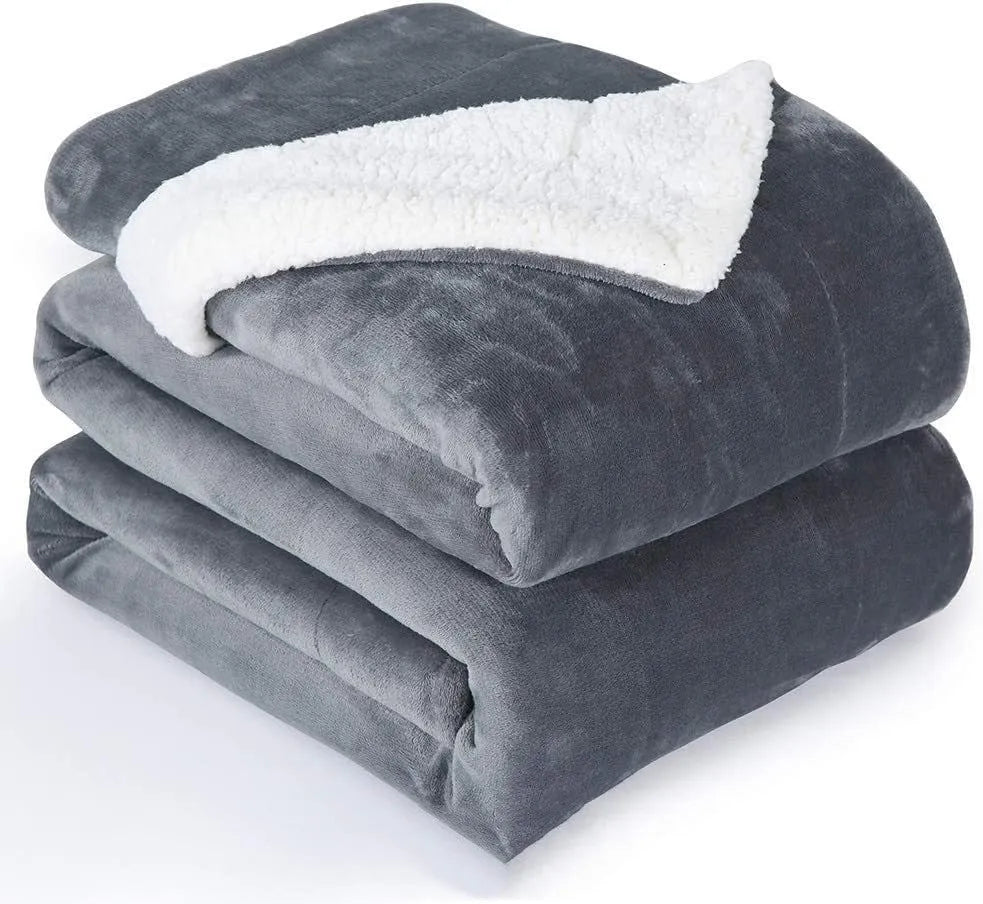 USB electric heating blanket with grey and white flannel fabric showing temperature controls