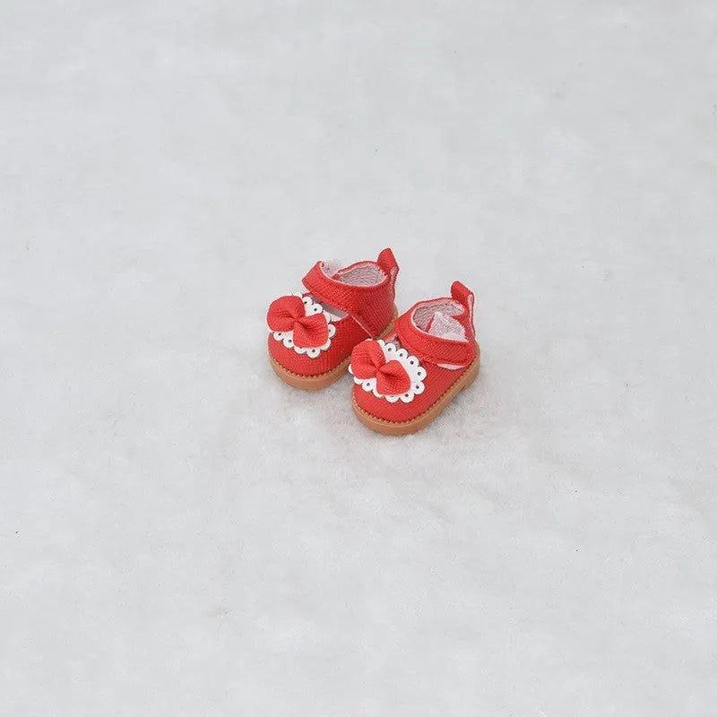 Doll replacement shoes for 17cm figures in multiple styles and colours