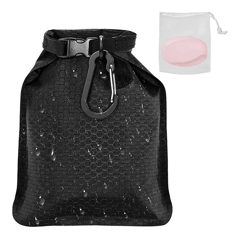 Waterproof soap container bag with bubble net construction measuring 17 x 13 cm