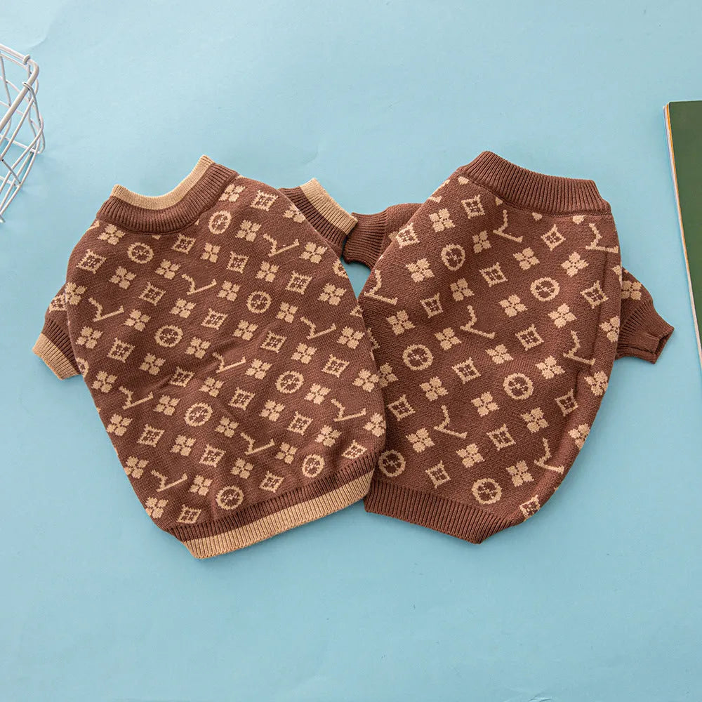 Thick wool dog sweater for autumn and winter in monochrome or two-tone colours