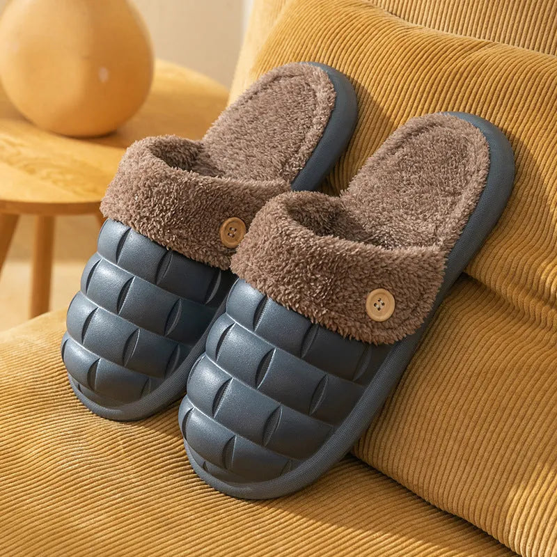 Plaid pattern detachable EVA slippers with non-slip soles and warm plush lining for indoor winter wear