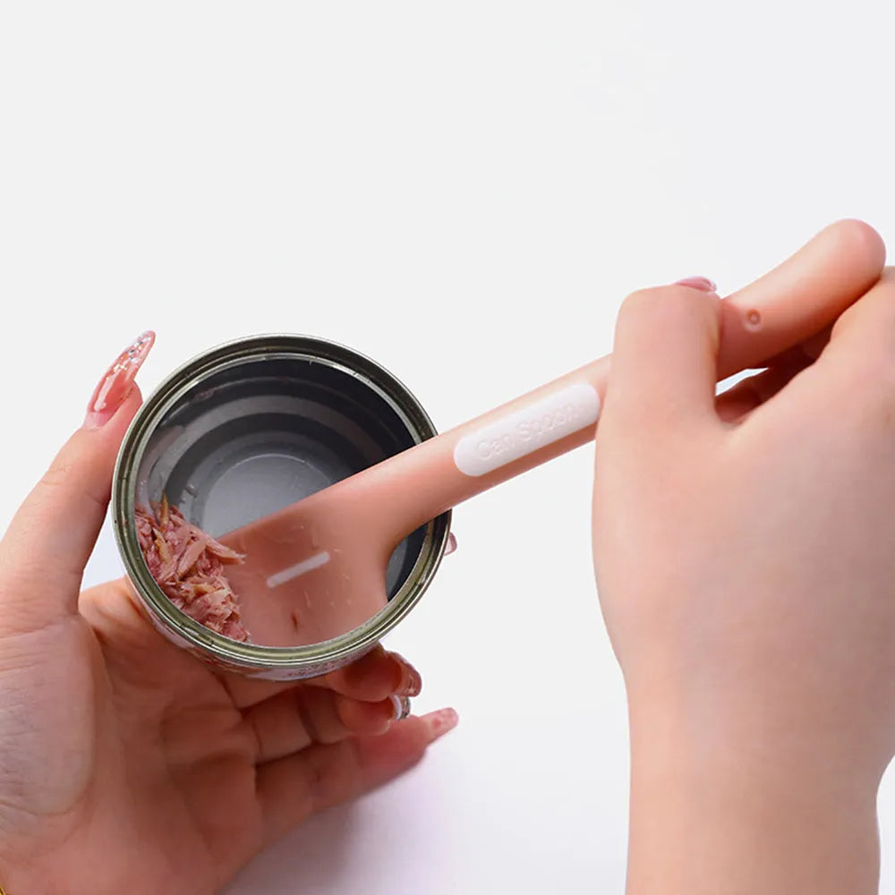 Green TPR pet feeding spoon with long handle for canned cat and dog food