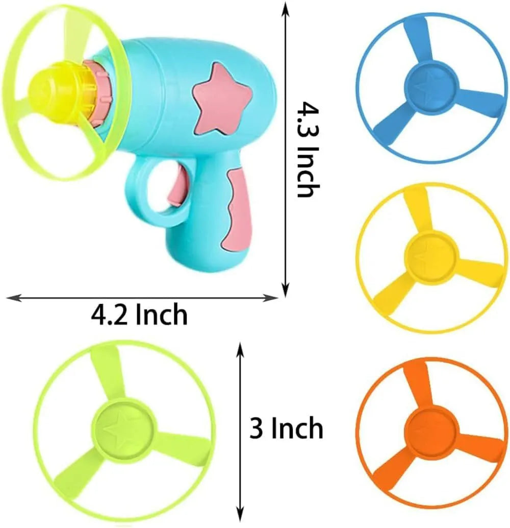 Blue plastic cat toy gun with spinning mechanism and flying disc for indoor feline play