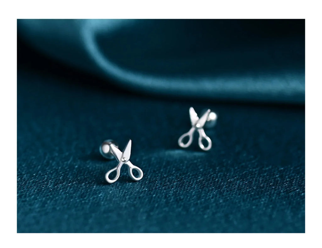 S999 pure silver screw-style ear nails with small scissors decoration on 8mm diameter studs
