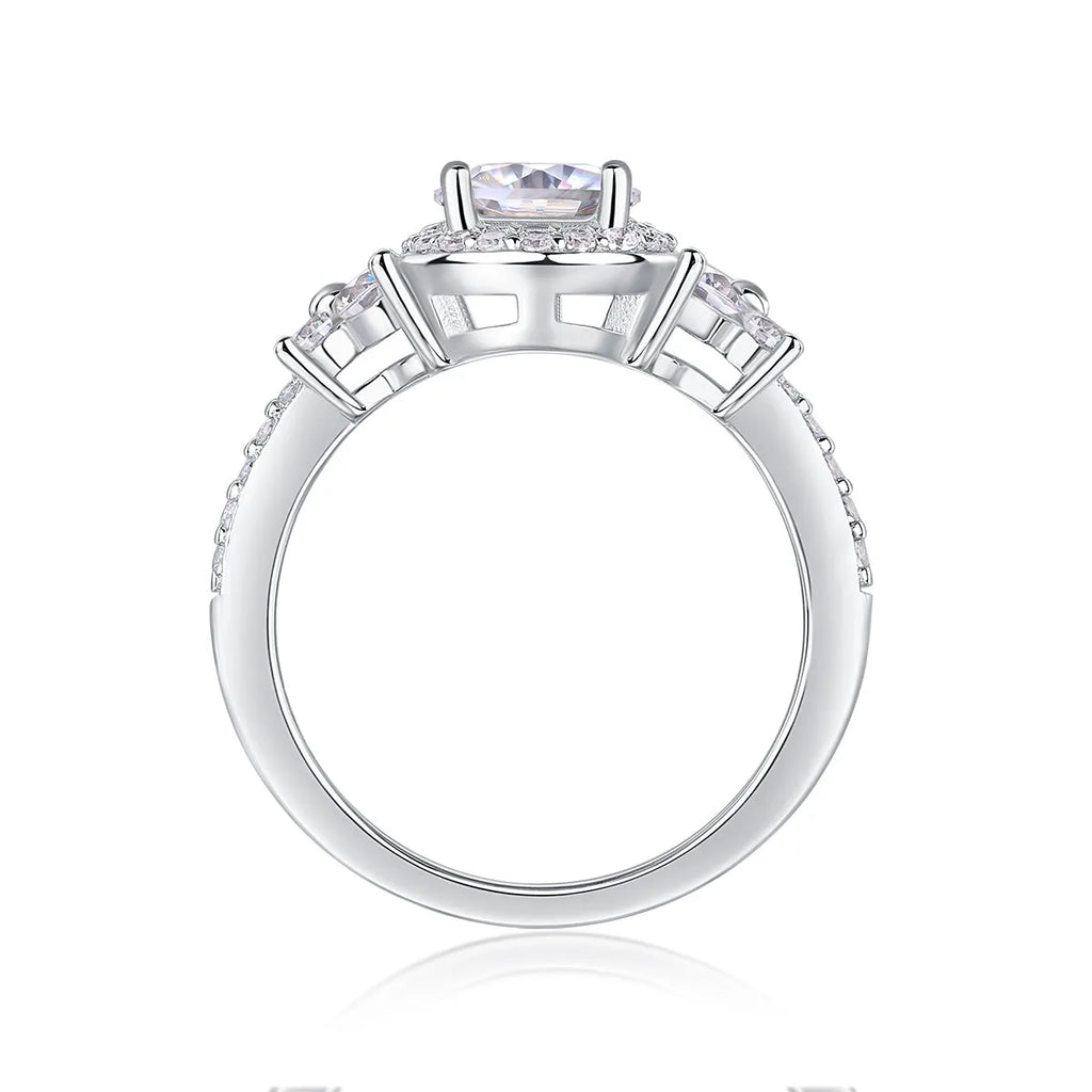 1 carat moissanite wedding ring set in S925 silver with platinum plating, sizes 5 to 9, gift box and GRA certificate