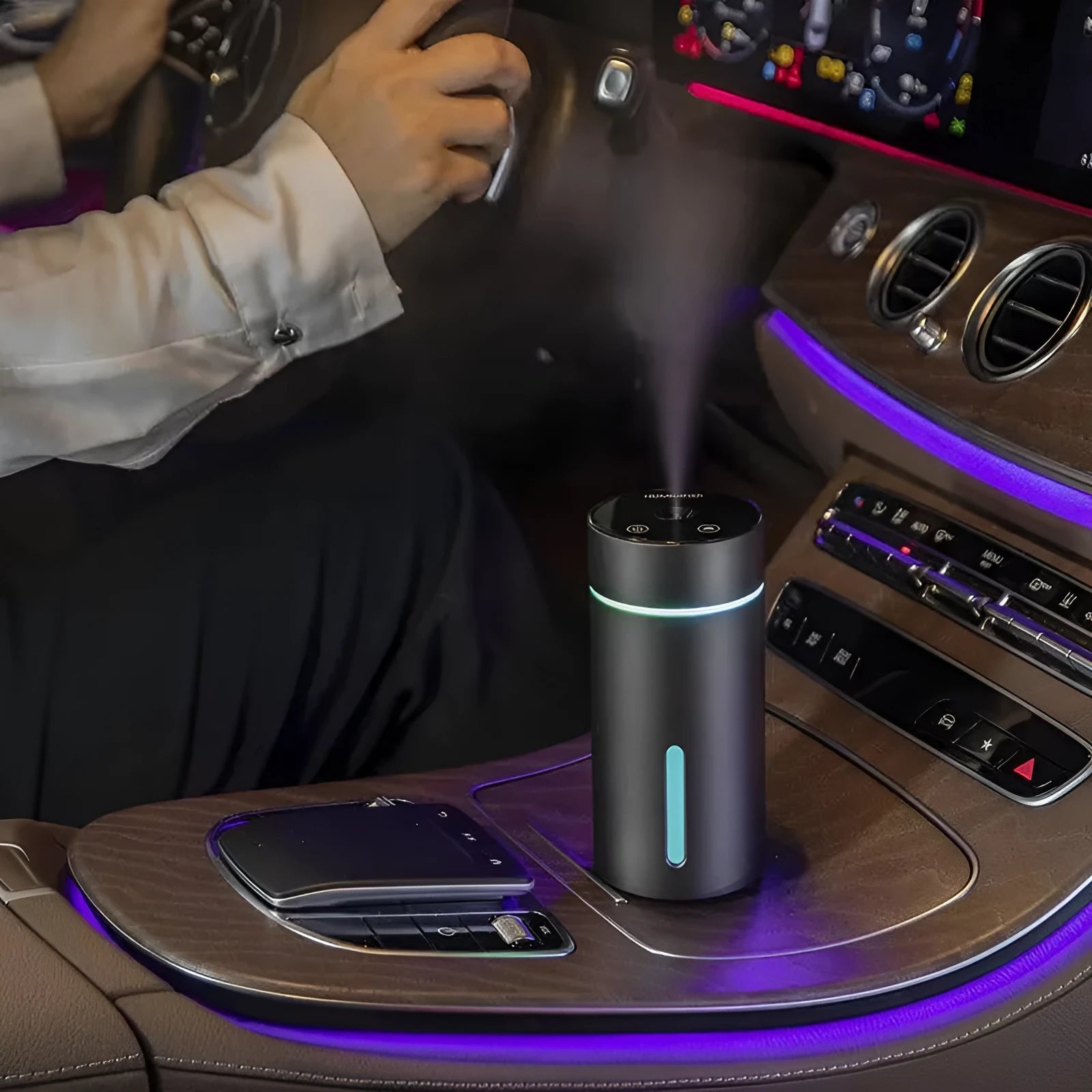 Aluminium car humidifier with essential oil diffuser function, 260ml capacity, USB powered
