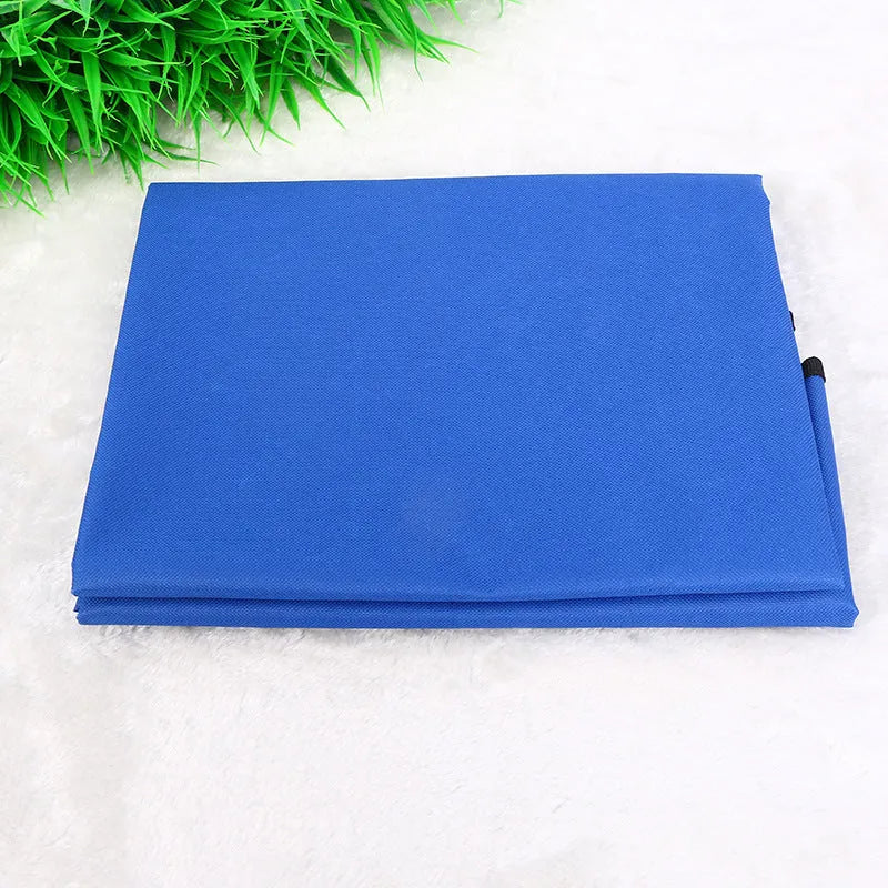 Square red car pet pad for dogs and cats on a car seat, showing its 135x135cm size.