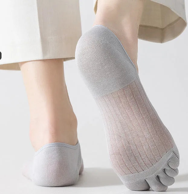 Modal five-finger ultra-thin breathable boat socks in five colour options