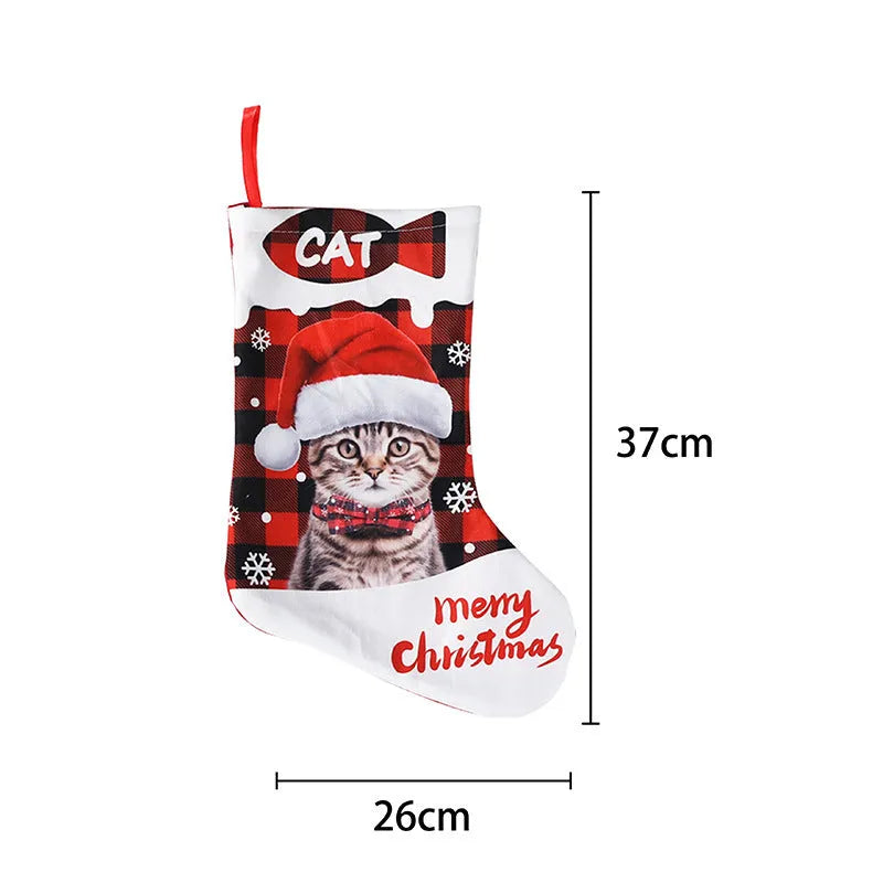 Cloth Christmas decoration with printed puppy or cat design in plaid pattern measuring 26x36cm