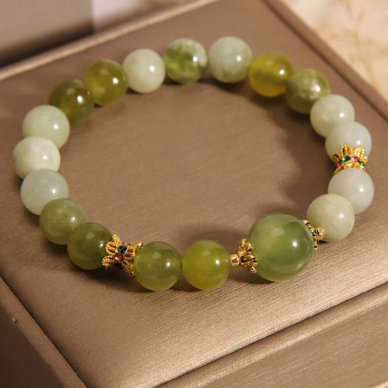 Xiuyan jade green women's bracelet with original sweet Mori design and after rain colour