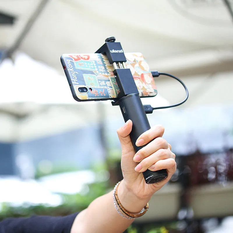 Black aluminium alloy power bank charging handle device with 6800mAh capacity and carrying handle