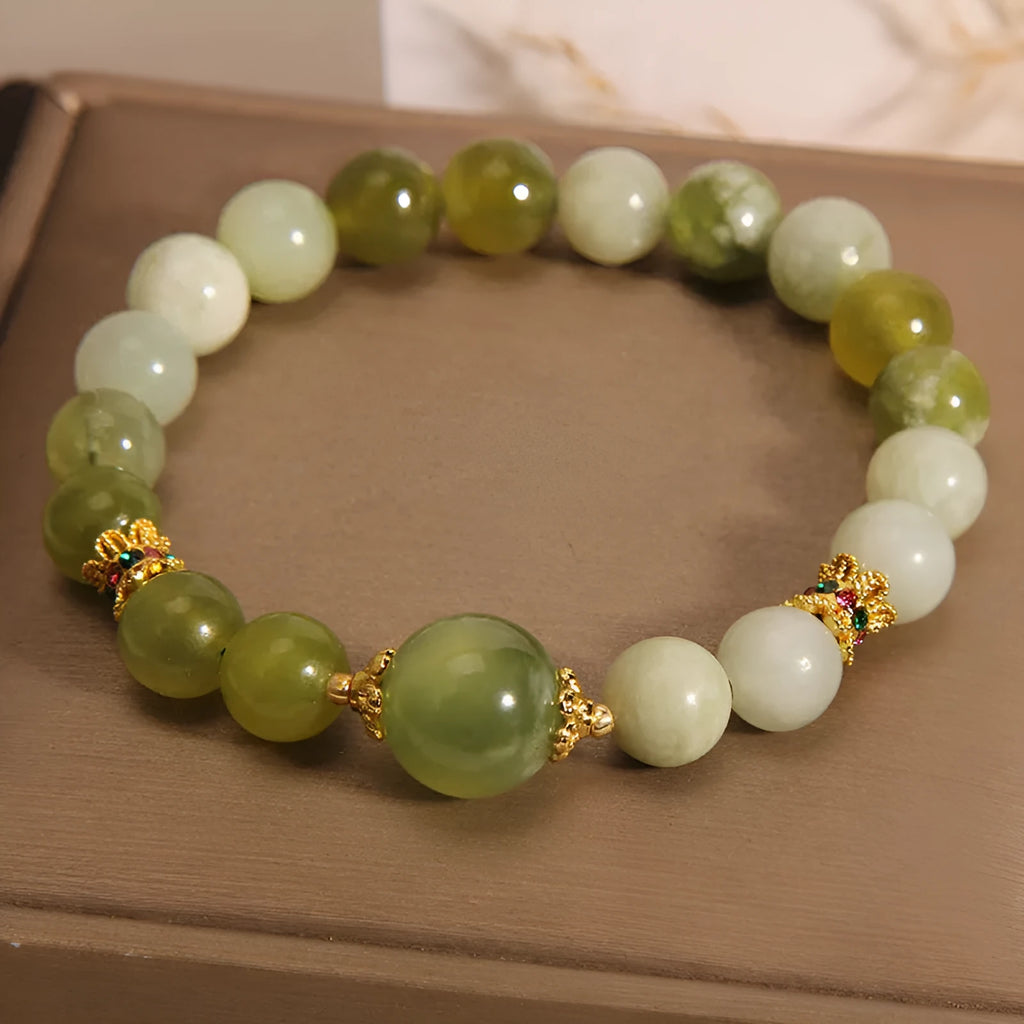 Xiuyan jade green women's bracelet with original sweet Mori design and after rain colour