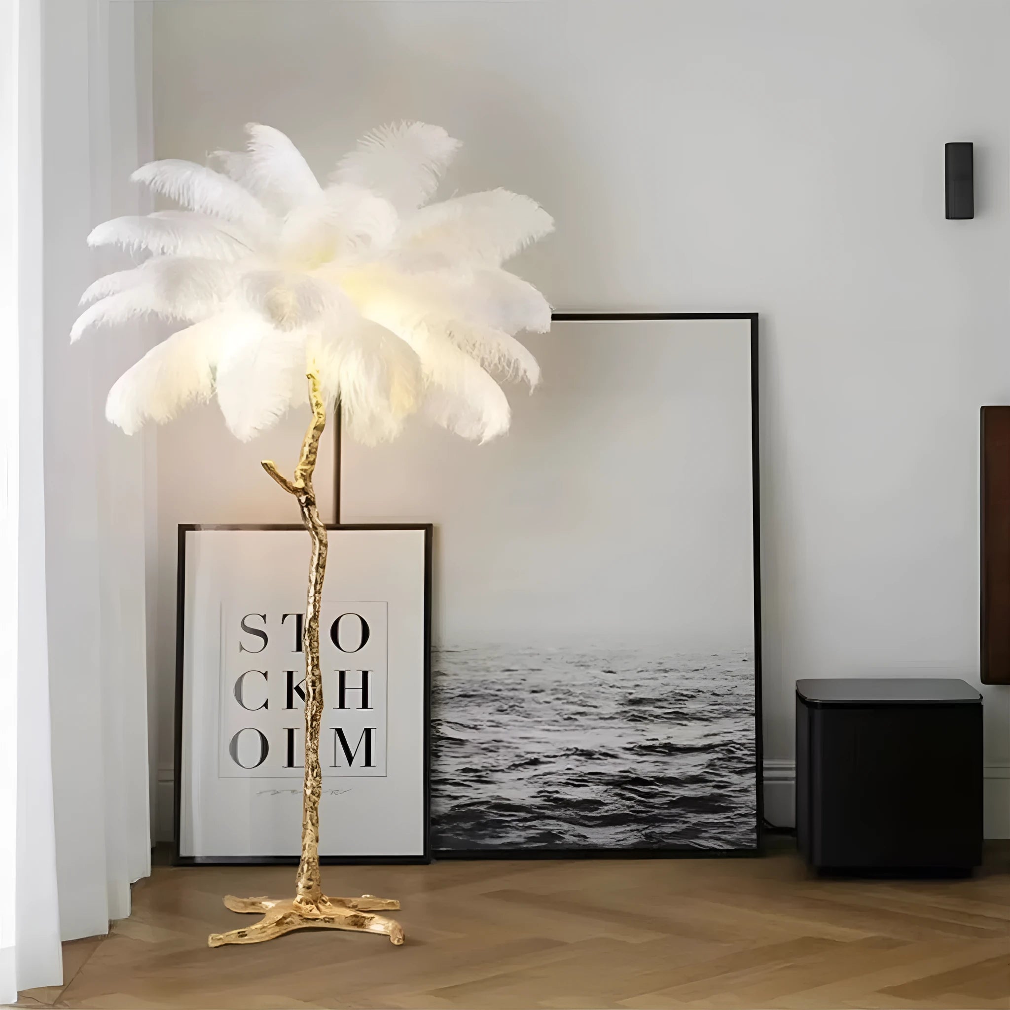 Decorative resin feather floor lamp with 32 feathers standing 170cm tall
