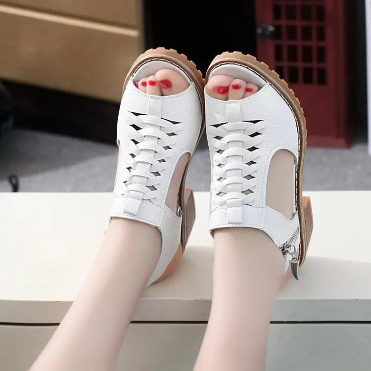 Women's retro sandals with side zip, middle heel, in black, creamy white, and white colours