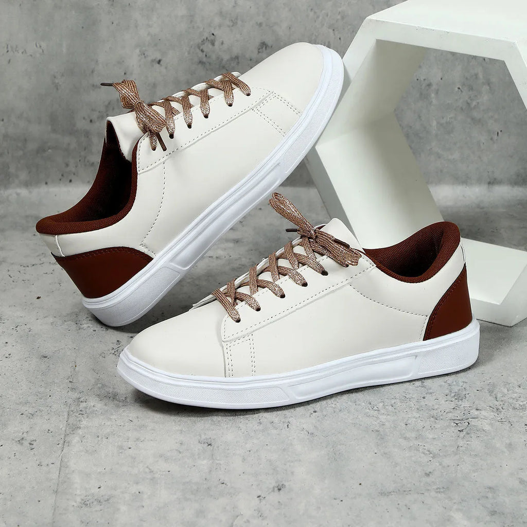 Platform skateboard sneakers with mid-heel, artificial PU upper and round toe in multiple colour options