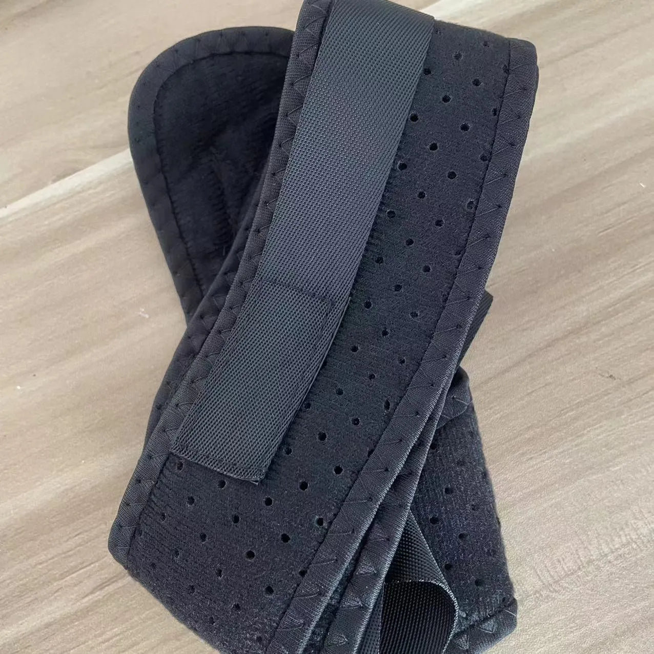 Babaka nylon posture correction band for back support and sitting posture alignment