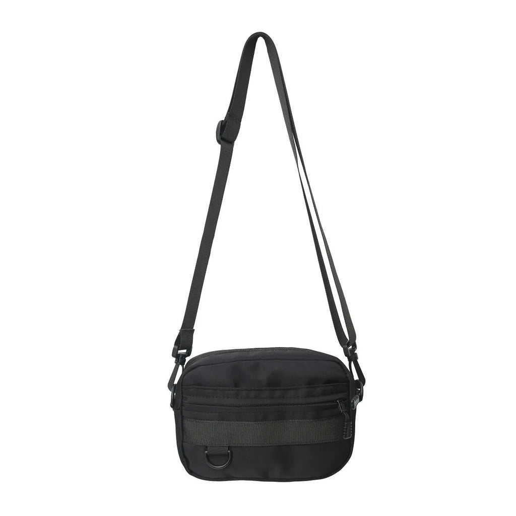 Men's street style messenger bag in solid colour with crossbody strap and nylon construction