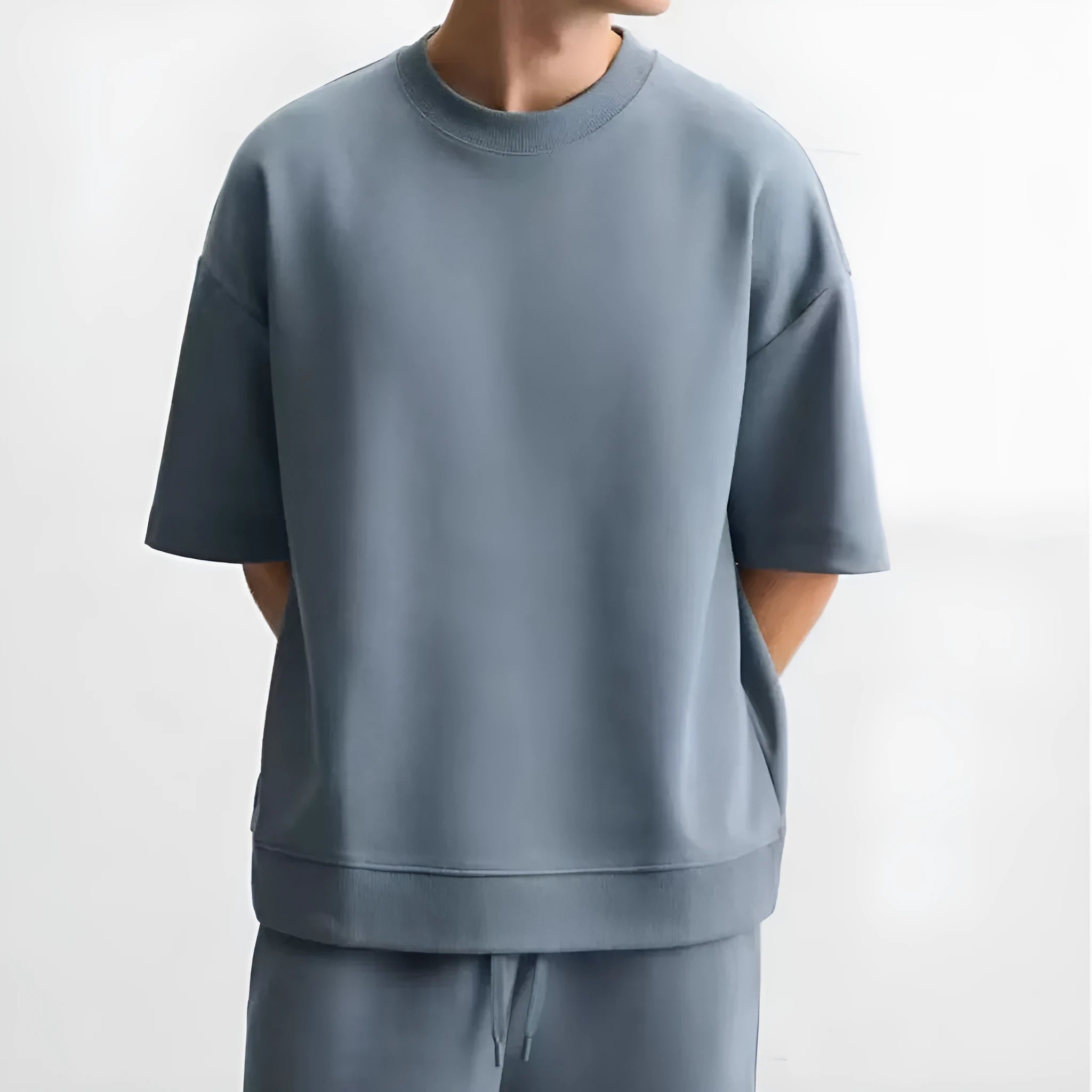 Men's loose double-sided texture short sleeve t-shirt and matching shorts leisure set in polyester fabric