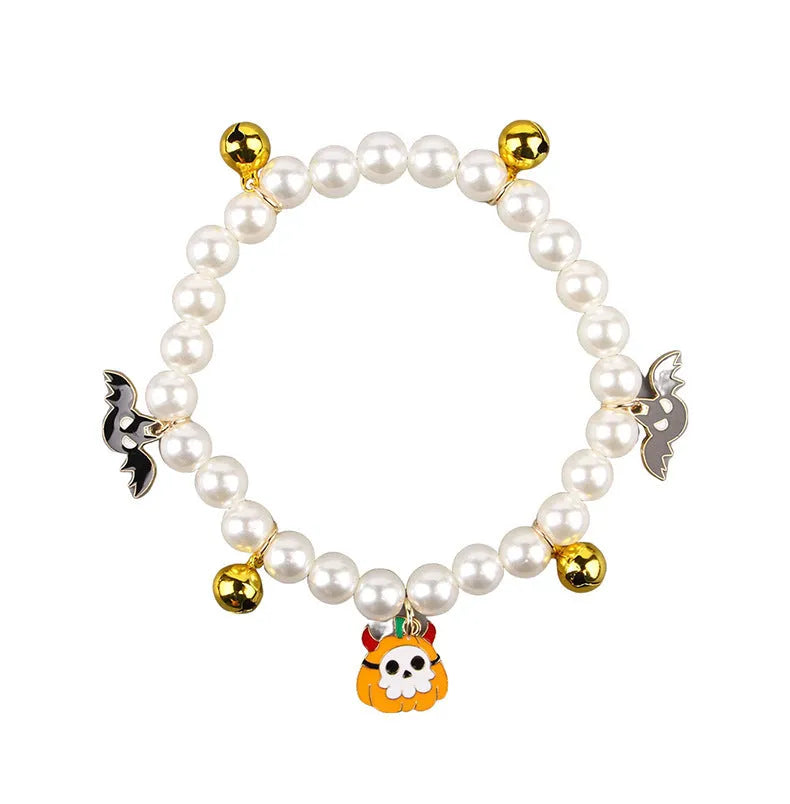Simulated pearl pet necklace decoration with Halloween pumpkin designs for cats and small dogs