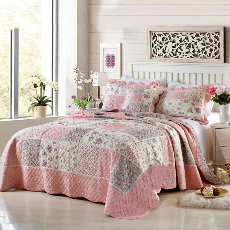 Pure cotton quilted bedspread three-piece set with pillowcases on a bed