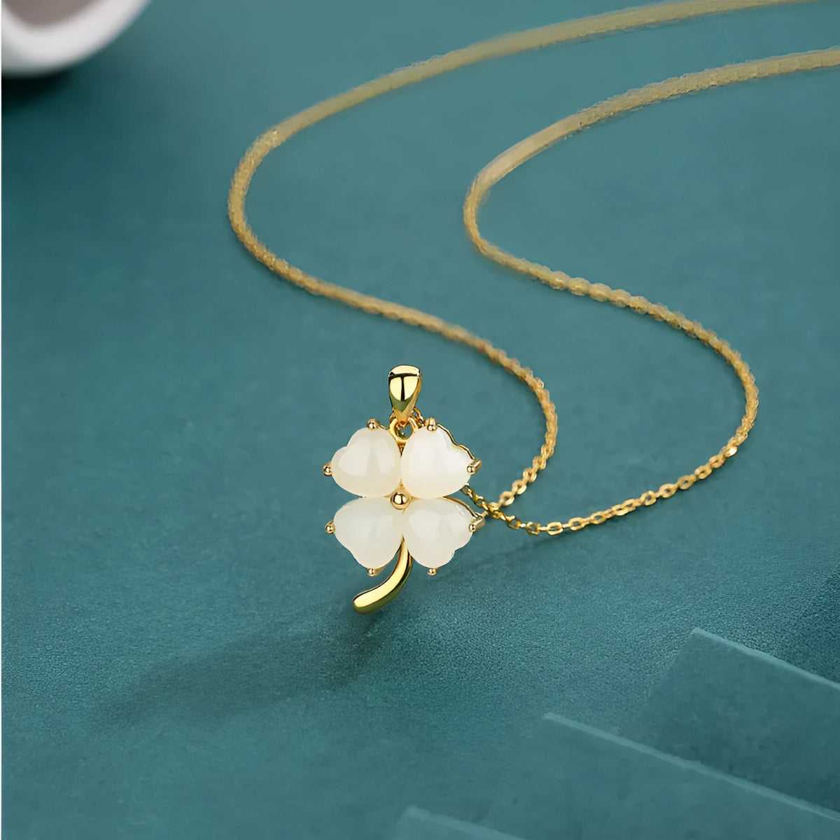 Four-leaf clover necklace with Hetian jade pendant on a 925 sterling silver O-shaped chain, 41-50cm, gold or white gold colour