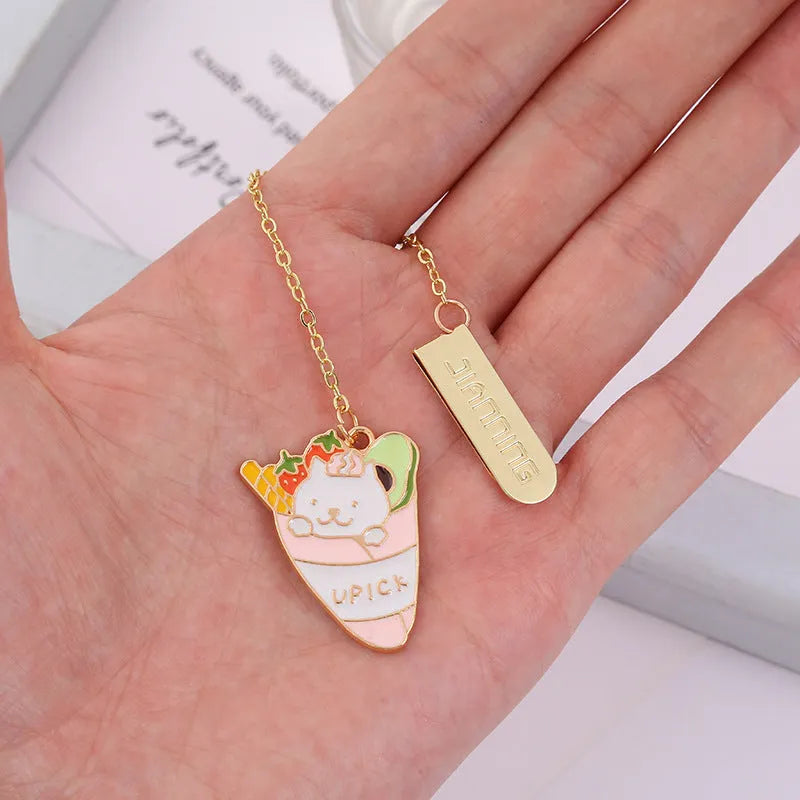 Jane Lime Foodie cat metal pendant bookmark with cartoon design measuring 3.8cm by 18.3cm