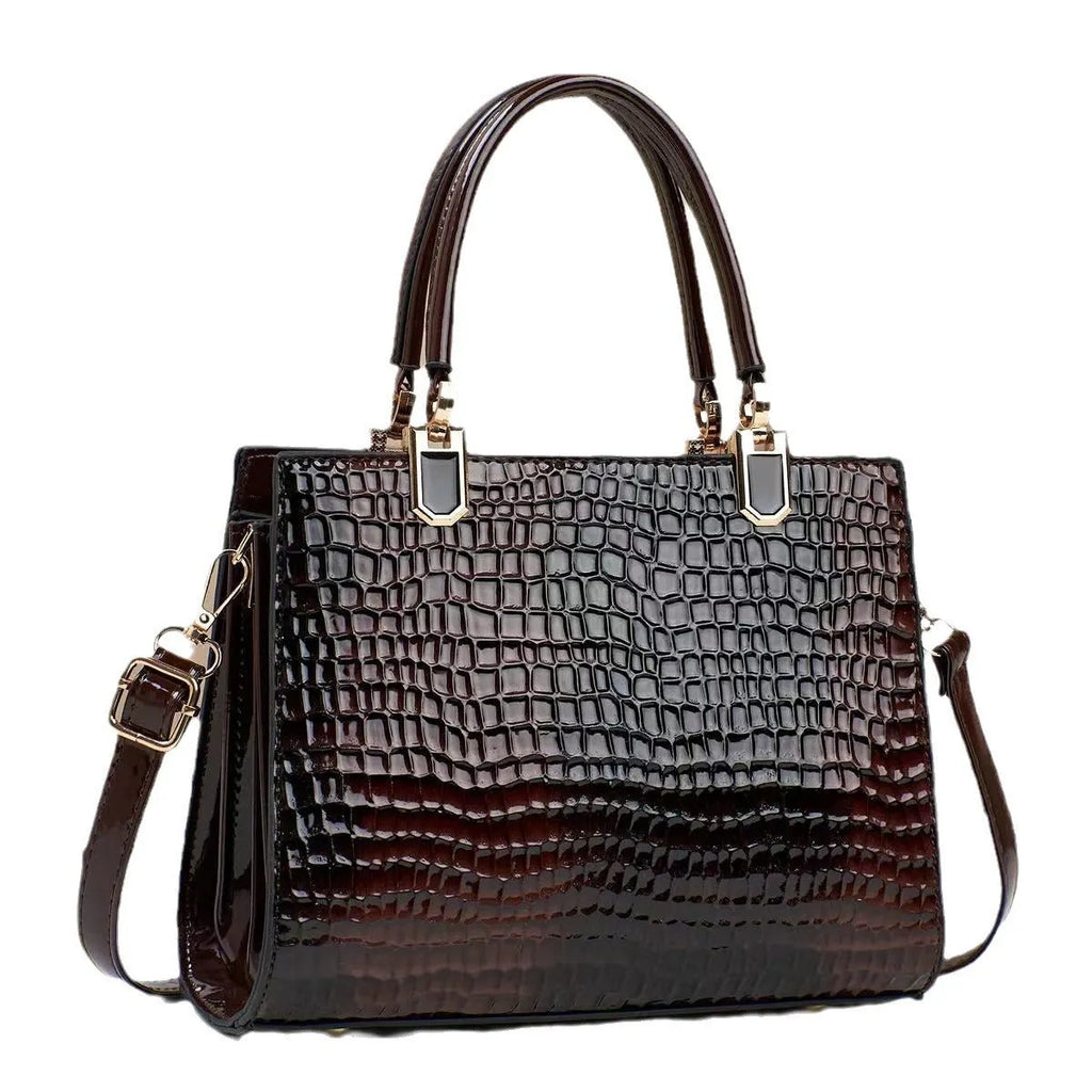 Women's horizontal square shoulder bag in soft PU leather with internal zip compartments