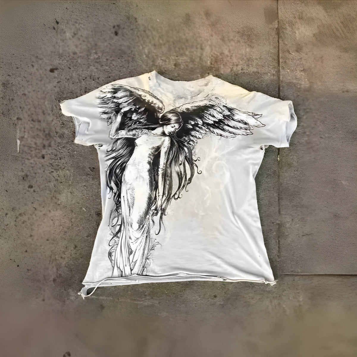 Gothic men's short sleeve top with cartoon print in colour HQ929, laid flat.