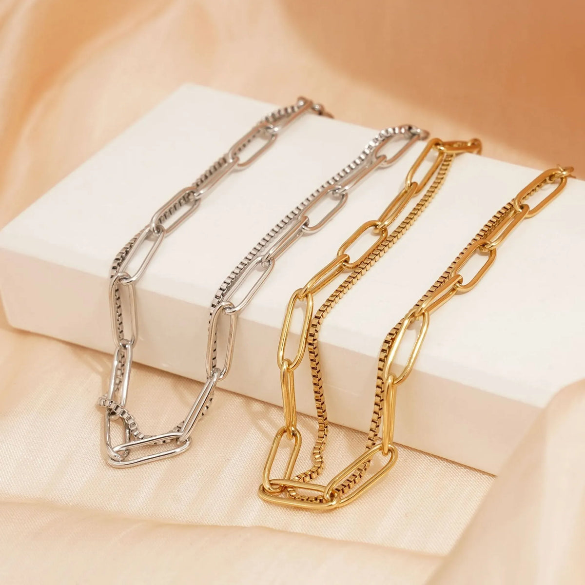 Double layer geometric women's bracelet in gold or silver electroplated stainless steel