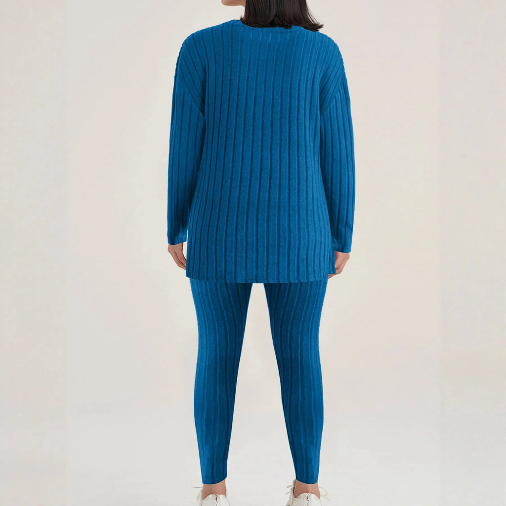 Sunken stripe pattern two-piece homewear set in black or blue colour with regular sleeves
