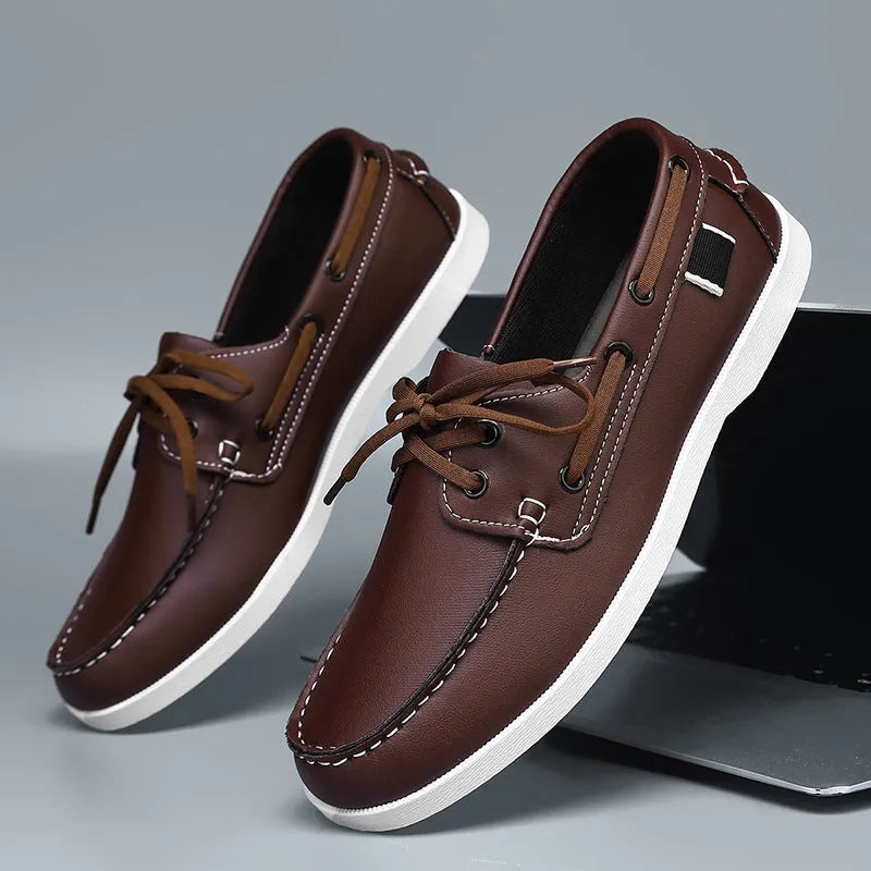 Men's British style casual shoes in artificial PU with a flat heel and round toe.