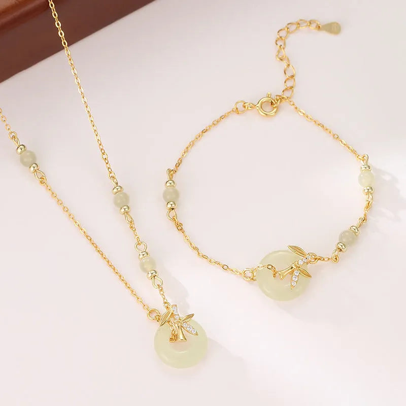 Women's antique style Hetian Jade bracelet with safety buckle in 925 silver