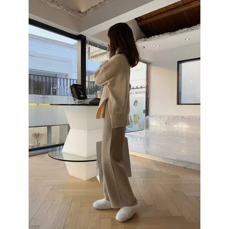 Women's knitted wide-leg trousers in cream white with high waist and straight-leg cut
