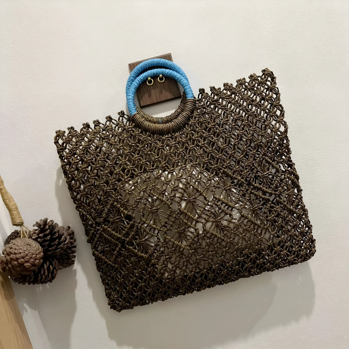 Handmade paper grass straw bag, square vertical, dark brown, 44cm wide, 36cm high, 10cm handle, polyester lining
