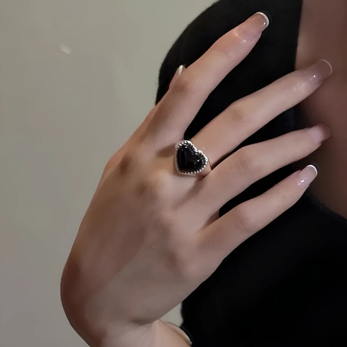 Sterling silver adjustable ring with heart-shaped black agate stone