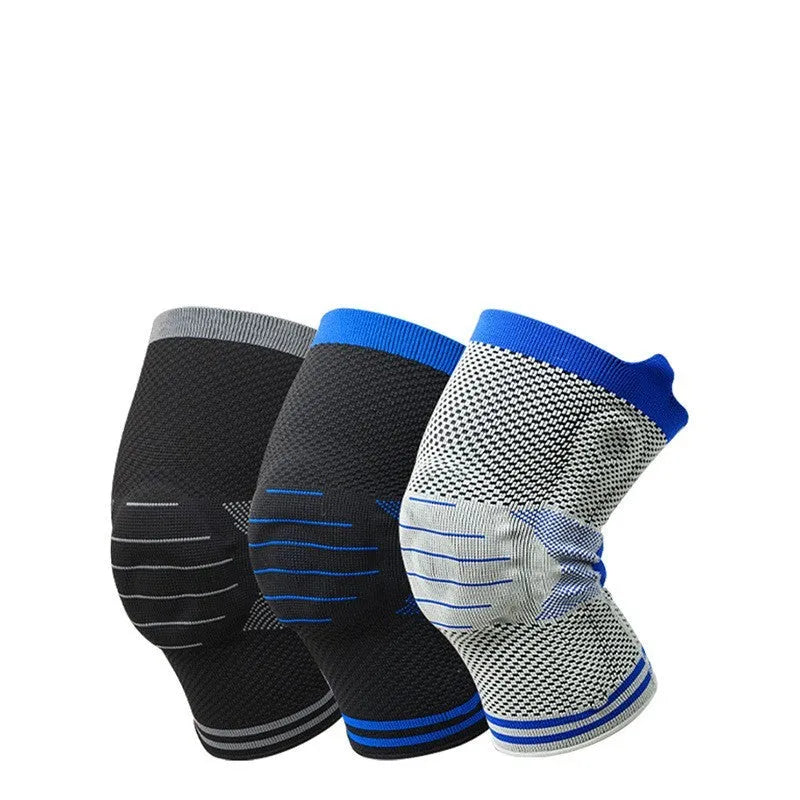 Cotton knee pads with silicone massage spring bar in black and blue colour combination