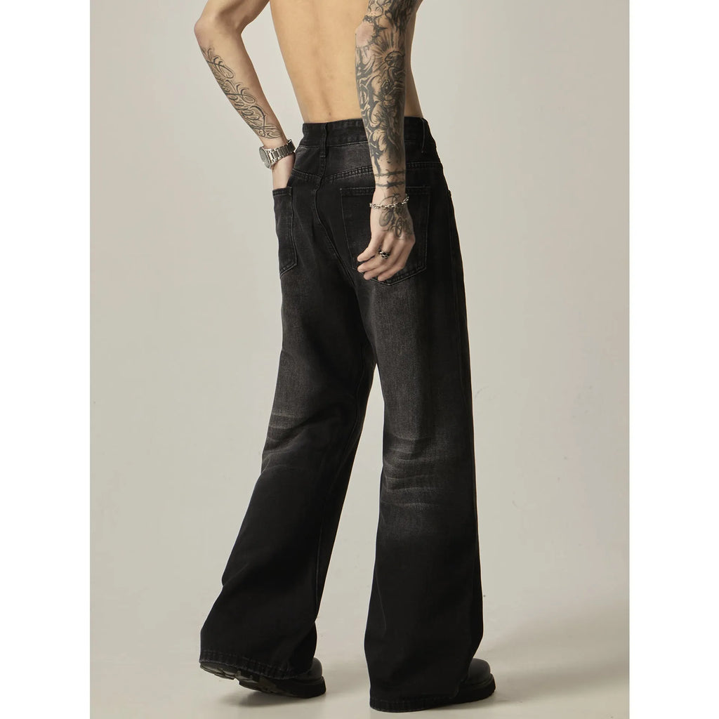 Black loose straight jeans with American retro styling and zipper fly closure