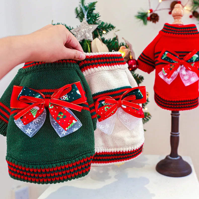 Green and red polyester pet Christmas sweater with reindeer pattern for dogs and cats