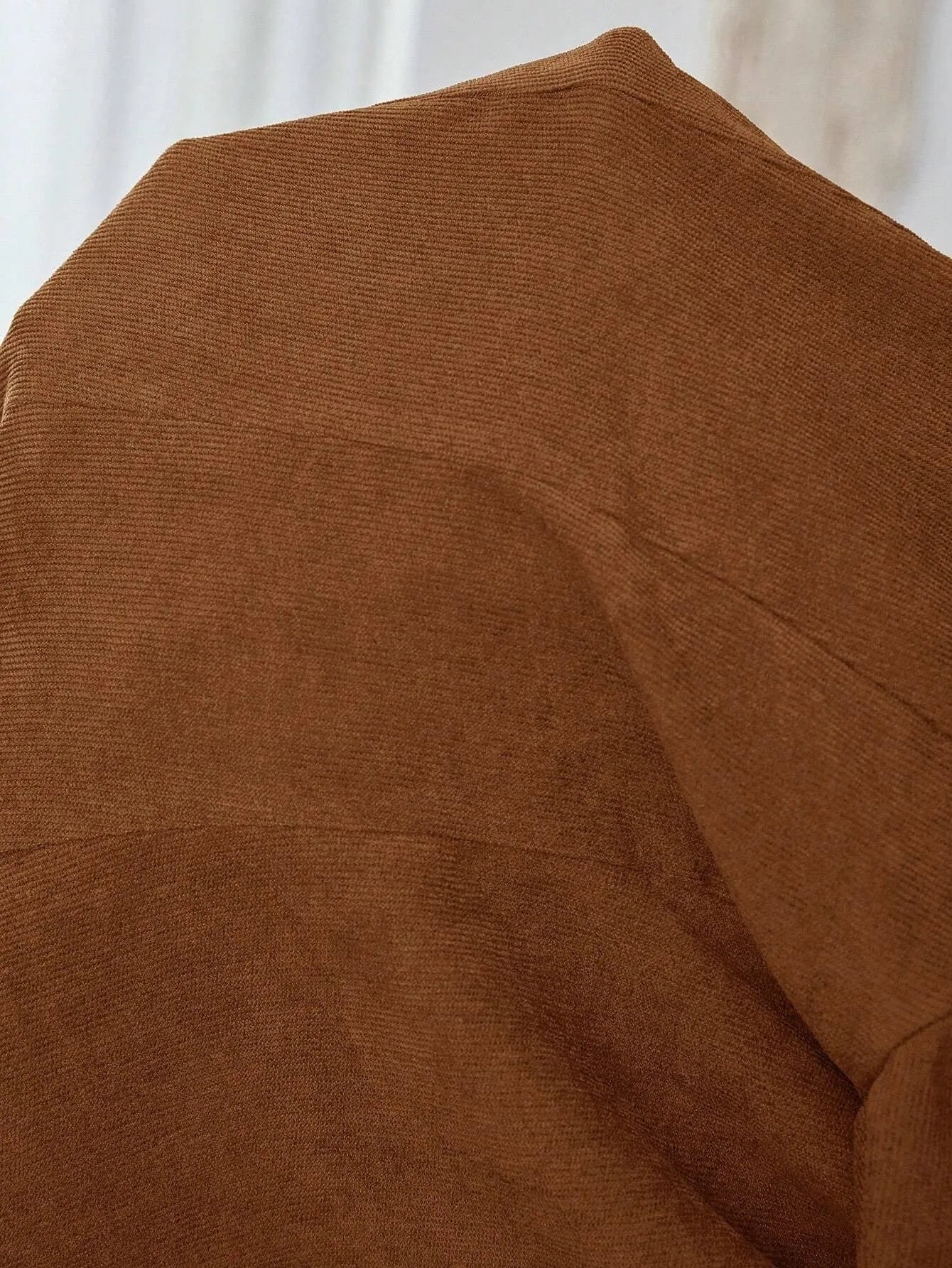 Brown single-breasted leisure suit coat for men with lapel collar and long sleeves made from polyester elastane blend