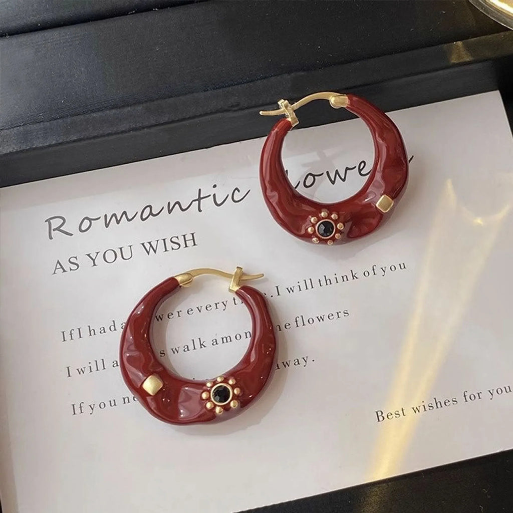 Hong Kong retro style alloy ear studs with rhinestone inlay in black and red colours