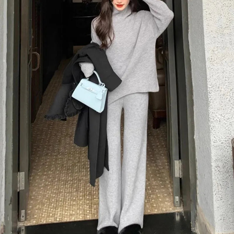 Women's casual two-piece set with acrylic sweater and wide-leg trousers in solid colour