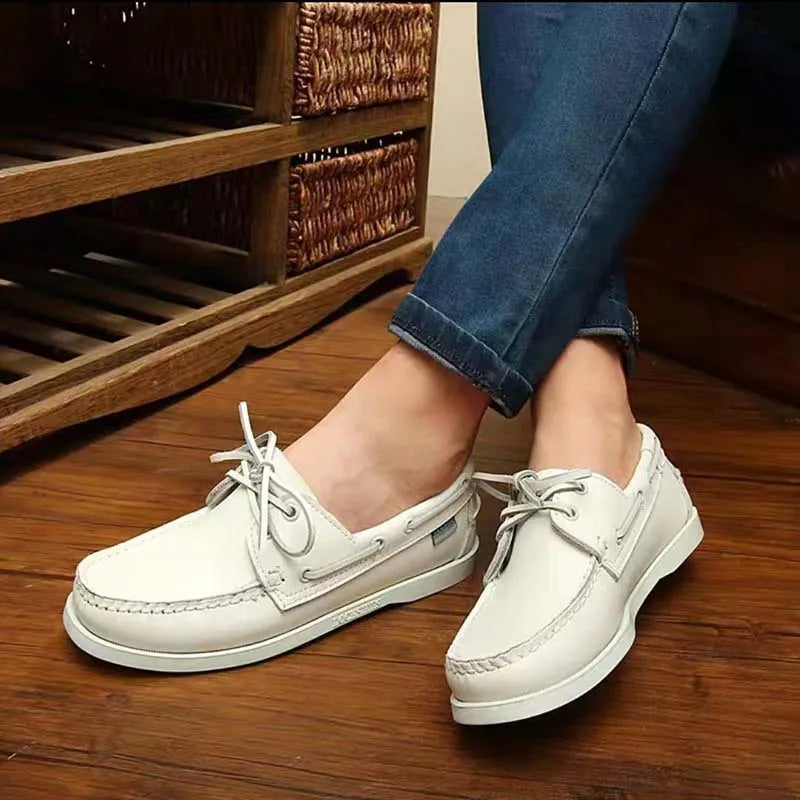 Men's British style casual shoes in artificial PU with a flat heel and round toe.