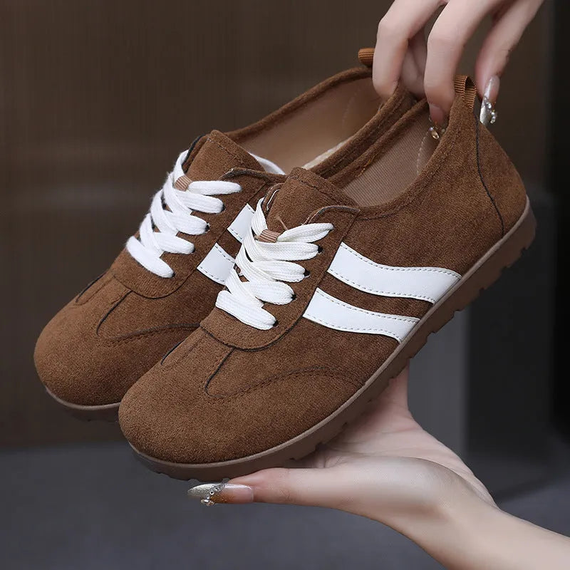 Women's vintage canvas sneakers in dark red with round toe and flat rubber sole